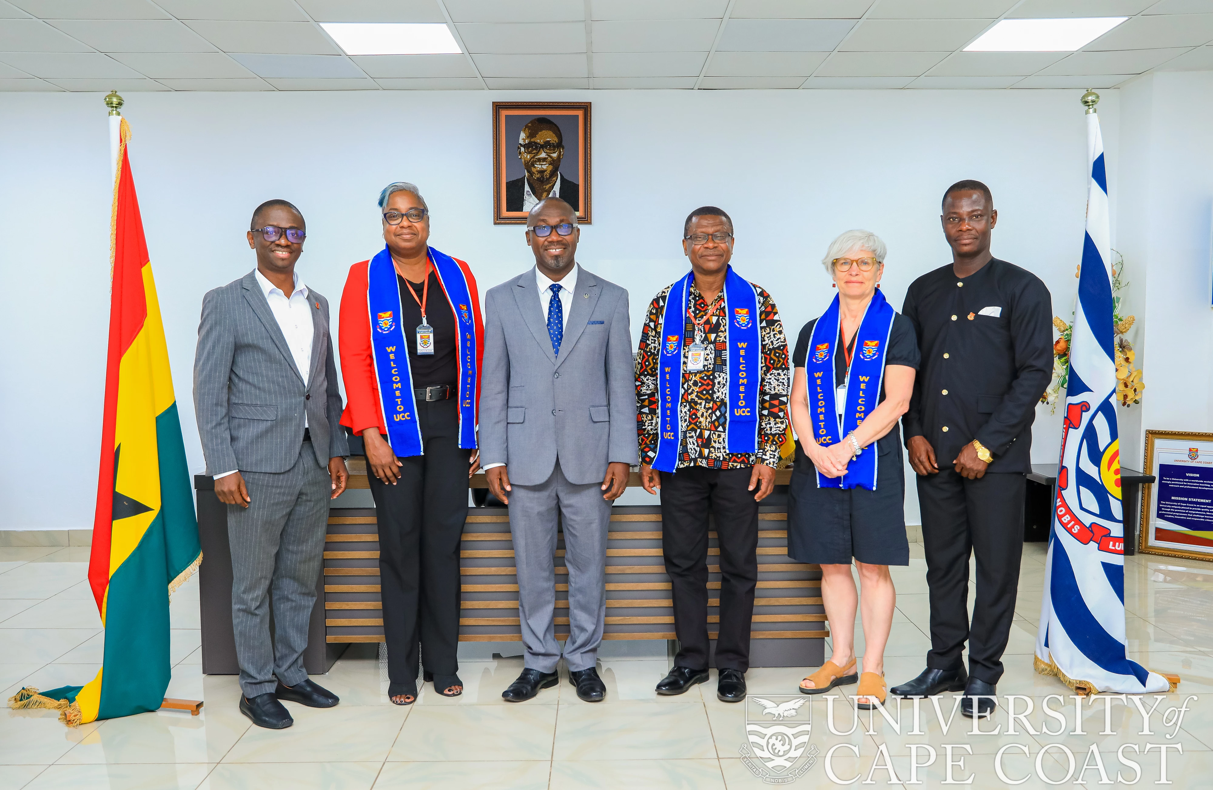 Pro Vice-Chancellor Interacts with Laurier Delegation